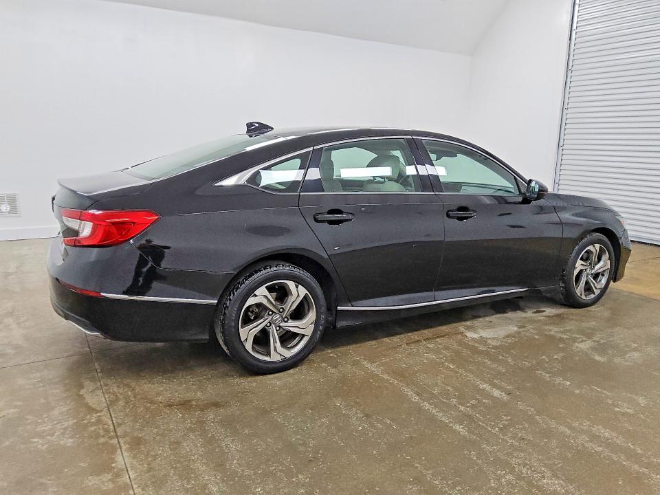 2018 Honda Accord მანქანა იყიდება აუქციონზე, vin: 1HGCV1F59JA208754, აუქციონის ნომერი: 67439416