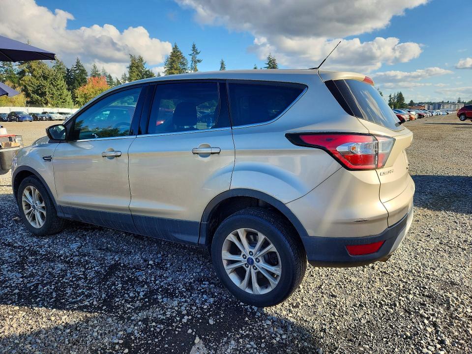 2017 Ford Escape მანქანა იყიდება აუქციონზე, vin: 1FMCU9GD0HUC81019, აუქციონის ნომერი: 70075756