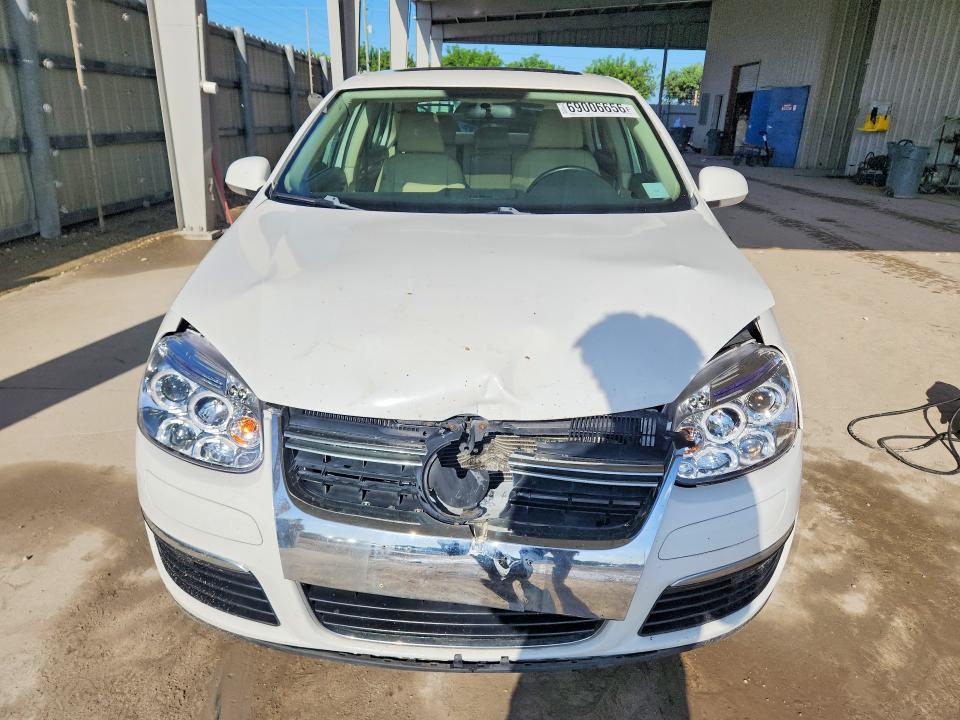 Продаж на аукціоні авто 2010 Volkswagen Jetta, vin: 3VWRZ7AJ9AM050419, номер лоту: 69006656