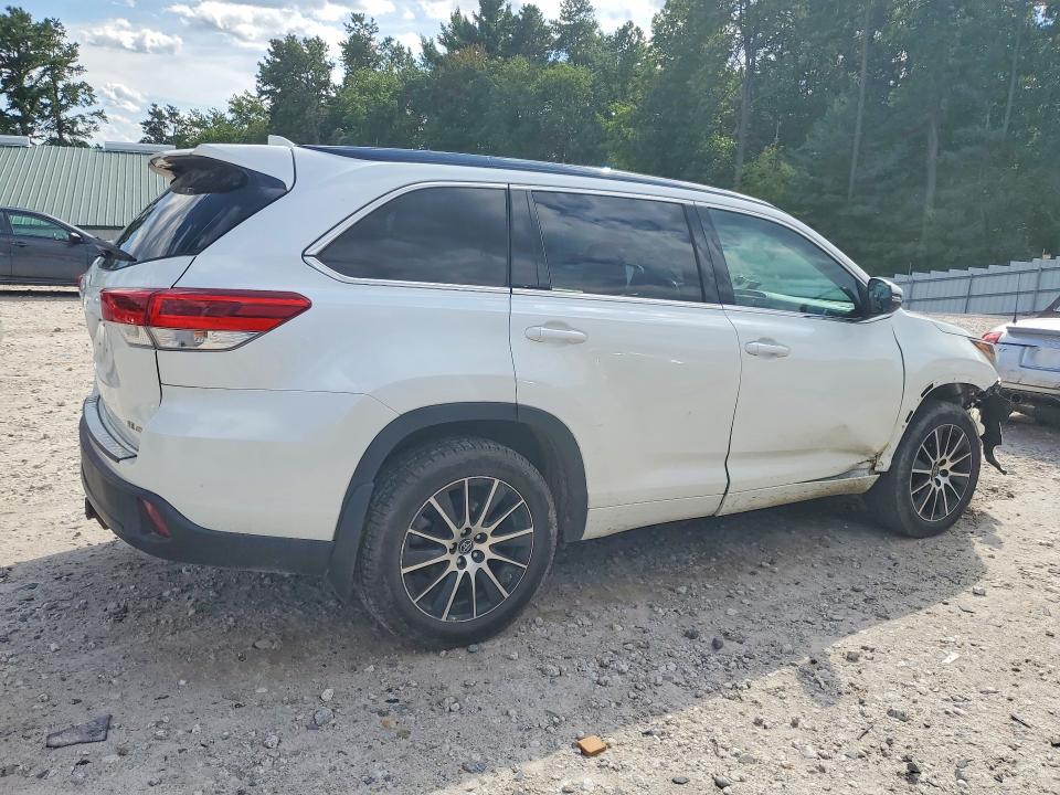 Продаж на аукціоні авто 2017 Toyota Highlander, vin: 5TDJZRFHXHS395440, номер лоту: 68214786