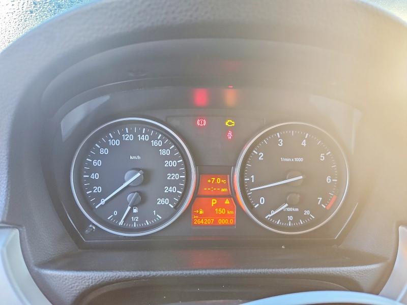 69032296 :رقم المزاد ، WBAPG7C5XBA795420 vin ، 2011 Bmw 323 مزاد بيع