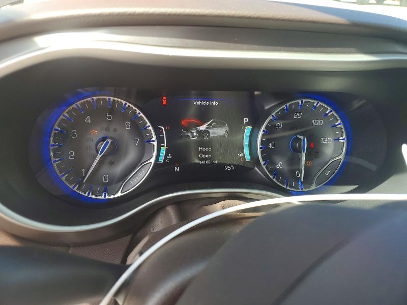 65237616 :رقم المزاد ، 2C4RC1BG6JR166836 vin ، 2018 Chrysler Pacifica مزاد بيع