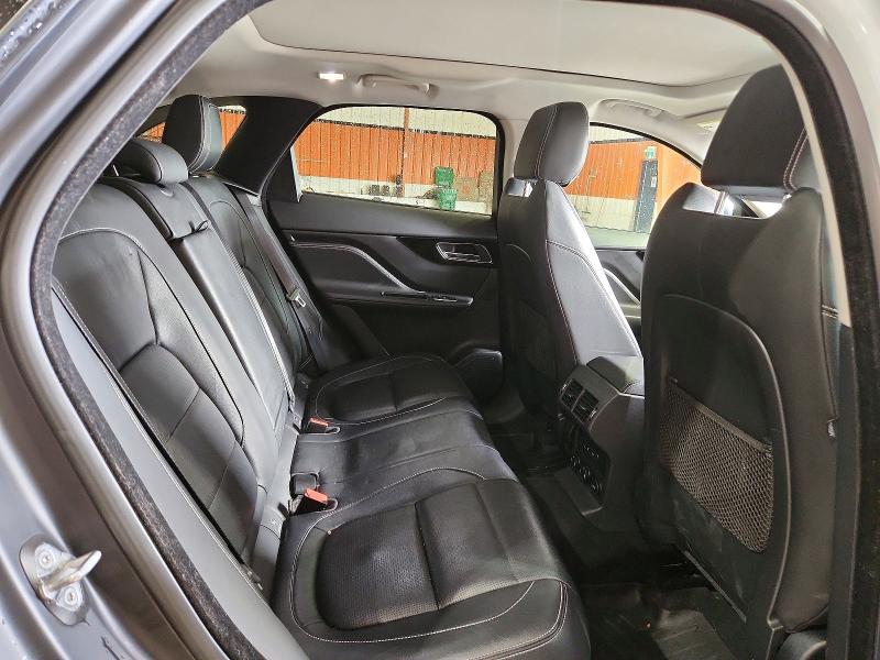 68035316 :رقم المزاد ، SADCL2BV3HA051382 vin ، 2017 Jaguar F-pace مزاد بيع