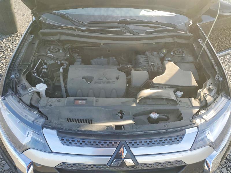 2020 Mitsubishi Outlander მანქანა იყიდება აუქციონზე, vin: JA4AZ3A31LZ044393, აუქციონის ნომერი: 69554856