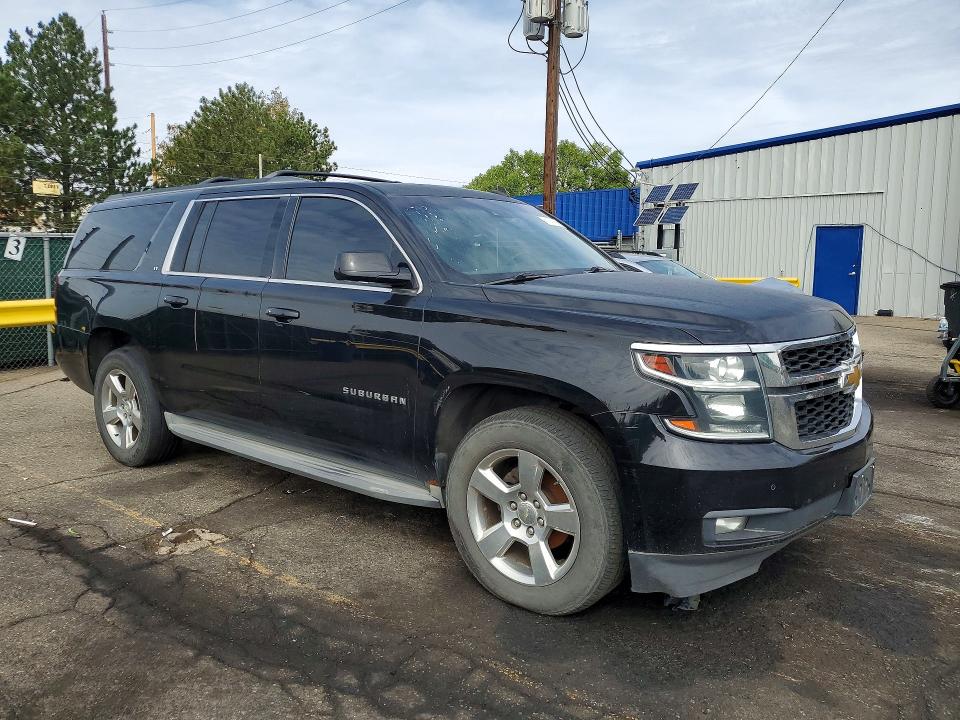 70554776 :رقم المزاد ، 1GNSKJKC7FR147203 vin ، 2015 Chevrolet Suburban مزاد بيع