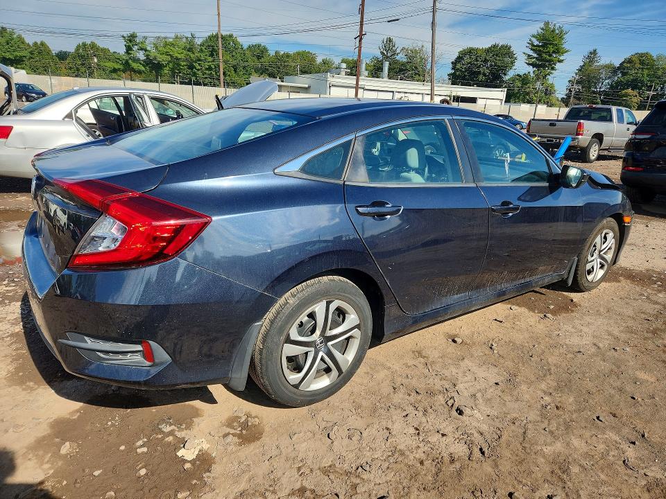 Продажа на аукционе авто 2017 Honda Civic, vin: 2HGFC2F57HH523539, номер лота: 68210356