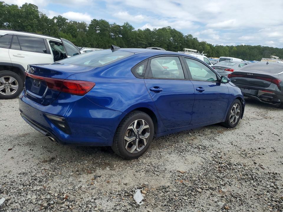 2021 Kia Forte მანქანა იყიდება აუქციონზე, vin: 3KPF24AD9ME347806, აუქციონის ნომერი: 69994846