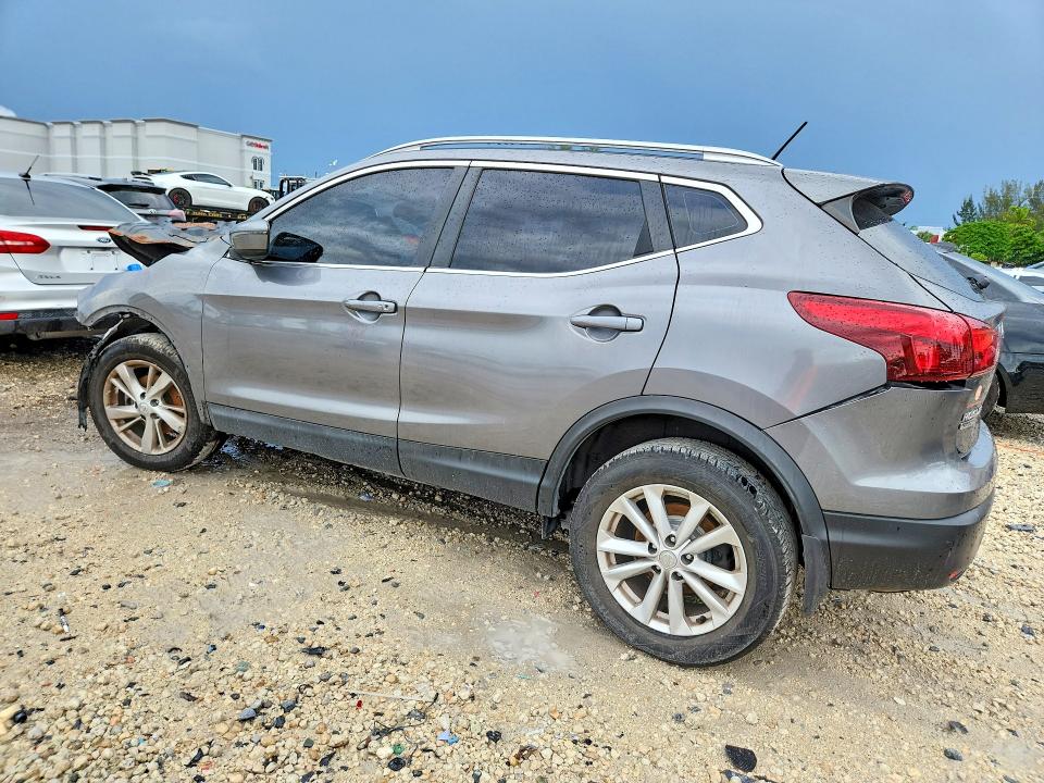 2017 Nissan Rogue Sport მანქანა იყიდება აუქციონზე, vin: JN1BJ1CP1HW022315, აუქციონის ნომერი: 70883266