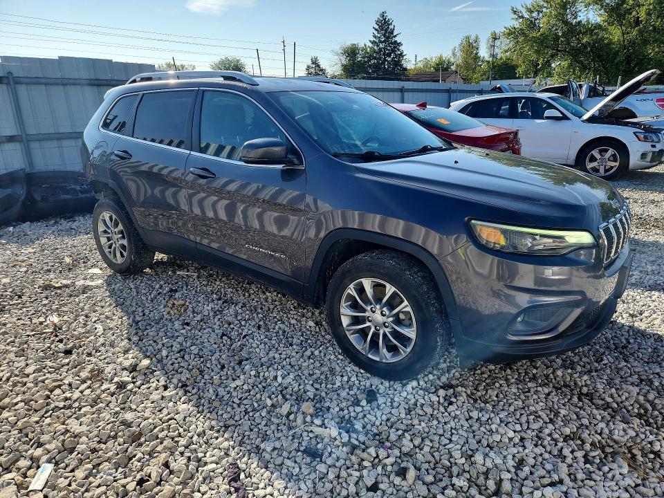 68230126 :رقم المزاد ، 1C4PJMLB7KD288305         vin ، 2019 Jeep Cherokee مزاد بيع