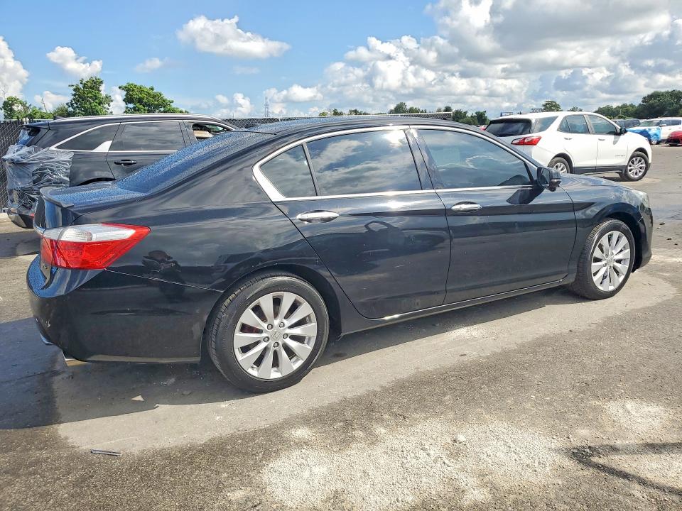 Aukcja sprzedaży 2013 Honda Accord, vin: 1HGCR3F87DA028509, numer aukcji: 70144256