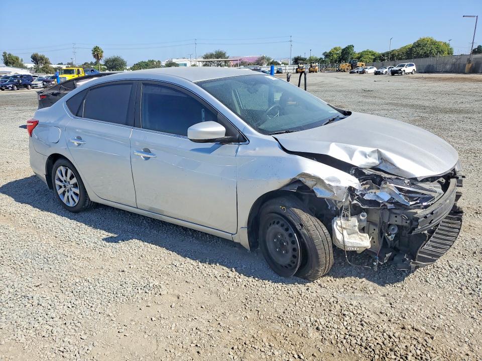 67004356 :رقم المزاد ، 3N1AB7AP4KY202452 vin ، 2019 Nissan Sentra مزاد بيع