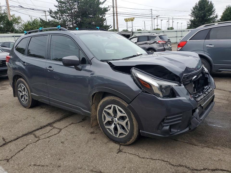 2022 Subaru Forester მანქანა იყიდება აუქციონზე, vin: JF2SKADC1NH468374, აუქციონის ნომერი: 70166326