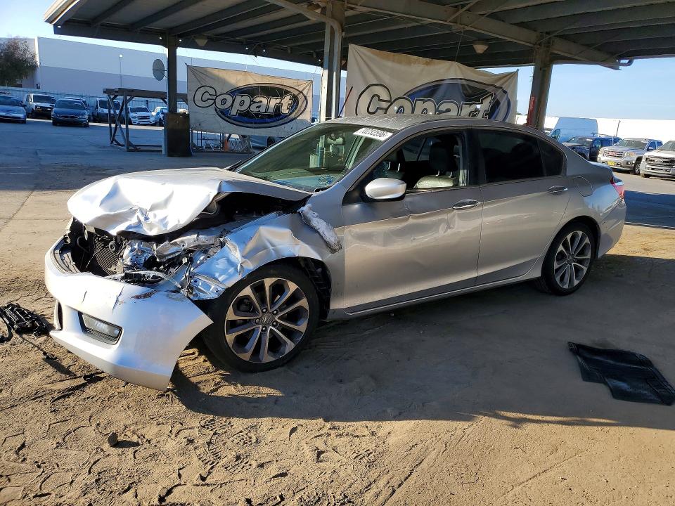 70232596 :رقم المزاد ، 1HGCR2F55EA134782 vin ، 2014 Honda Accord مزاد بيع