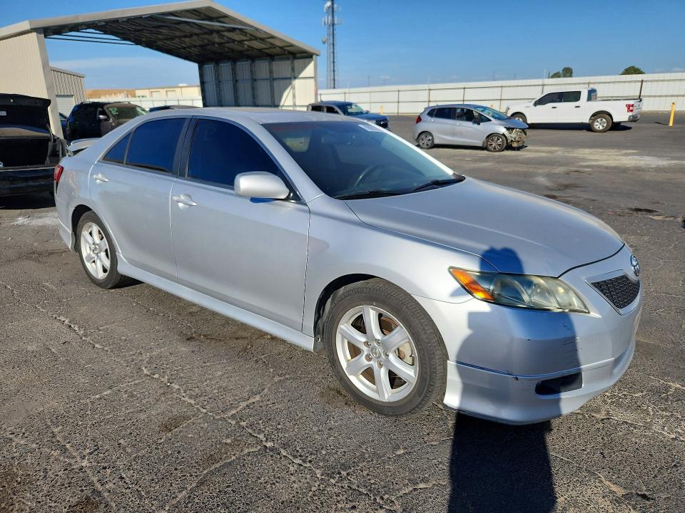 69828766 :رقم المزاد ، 4T1BK46K57U046165 vin ، 2007 Toyota Camry مزاد بيع