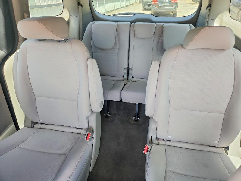 67381826 :رقم المزاد ، KNDMA5C12H6263261 vin ، 2017 Kia Sedona مزاد بيع
