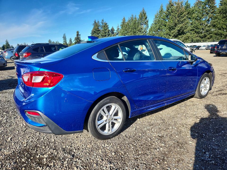 Продаж на аукціоні авто 2017 Chevrolet Cruze, vin: 1G1BE5SMXH7168098, номер лоту: 69920326