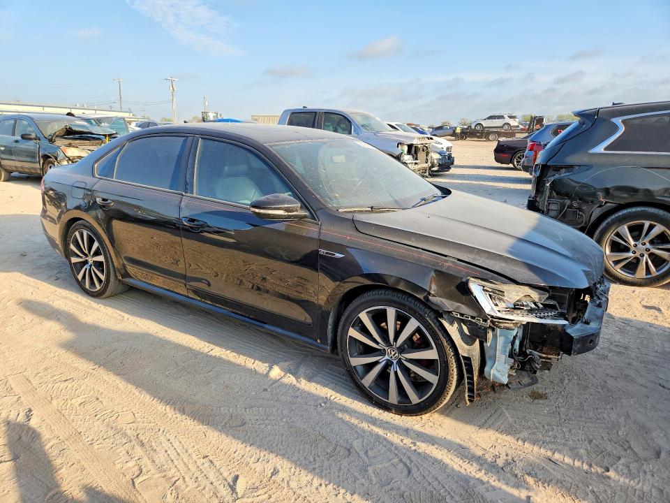 2018 Volkswagen Passat მანქანა იყიდება აუქციონზე, vin: 1VWJM7A3XJC036222, აუქციონის ნომერი: 68082046
