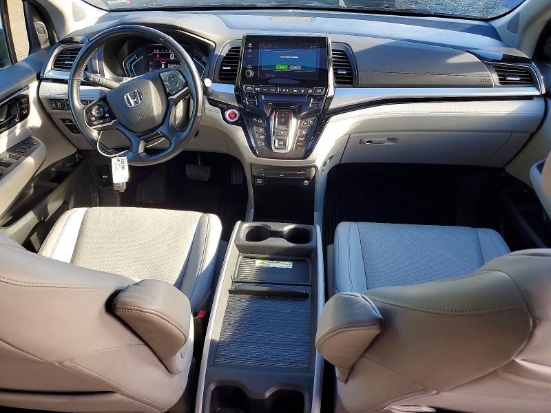 70714556 :رقم المزاد ، 5FNRL6H92JB069988 vin ، 2018 Honda Odyssey مزاد بيع