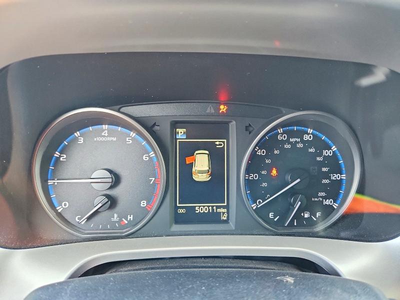 2018 Toyota Rav4 მანქანა იყიდება აუქციონზე, vin: JTMZFREV0JJ176086, აუქციონის ნომერი: 70357486