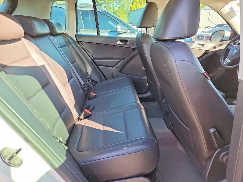 70562876 :رقم المزاد ، WVGBV7AX1BW518788 vin ، 2011 Volkswagen Tiguan مزاد بيع