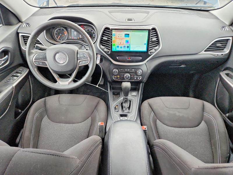 67827386 :رقم المزاد ، 1C4PJLCB4LD606506 vin ، 2020 Jeep Cherokee مزاد بيع