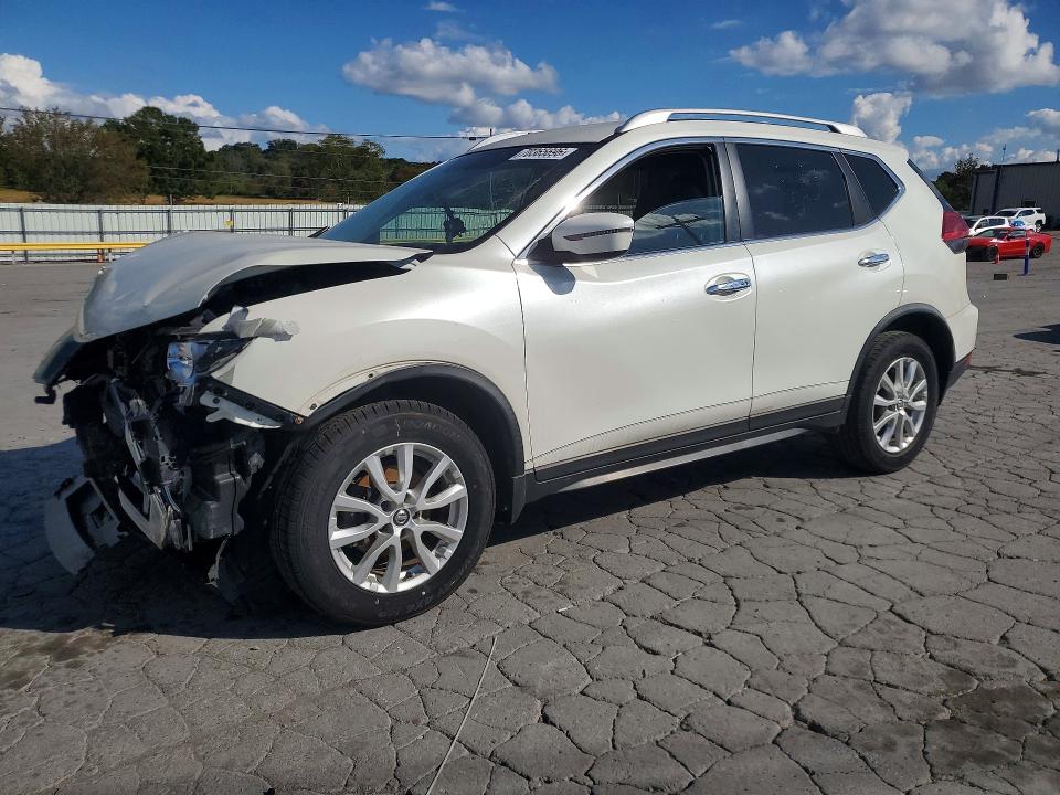 70365696 :رقم المزاد ، KNMAT2MV2HP571408 vin ، 2017 Nissan Rogue مزاد بيع