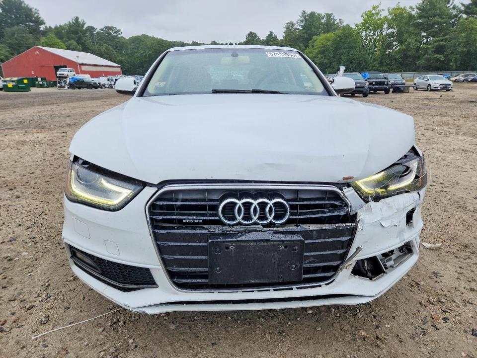 Продажа на аукционе авто 2015 Audi A4, vin: WAUFFAFL0FN013811, номер лота: 67412956