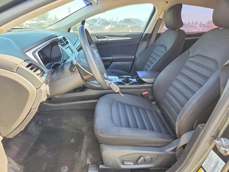 70530996 :رقم المزاد ، 3FA6P0LU2FR306930 vin ، 2015 Ford Fusion مزاد بيع