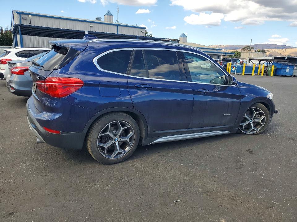 68073786 :رقم المزاد ، WBXHT3C3XJ5K32095 vin ، 2018 Bmw X1 مزاد بيع