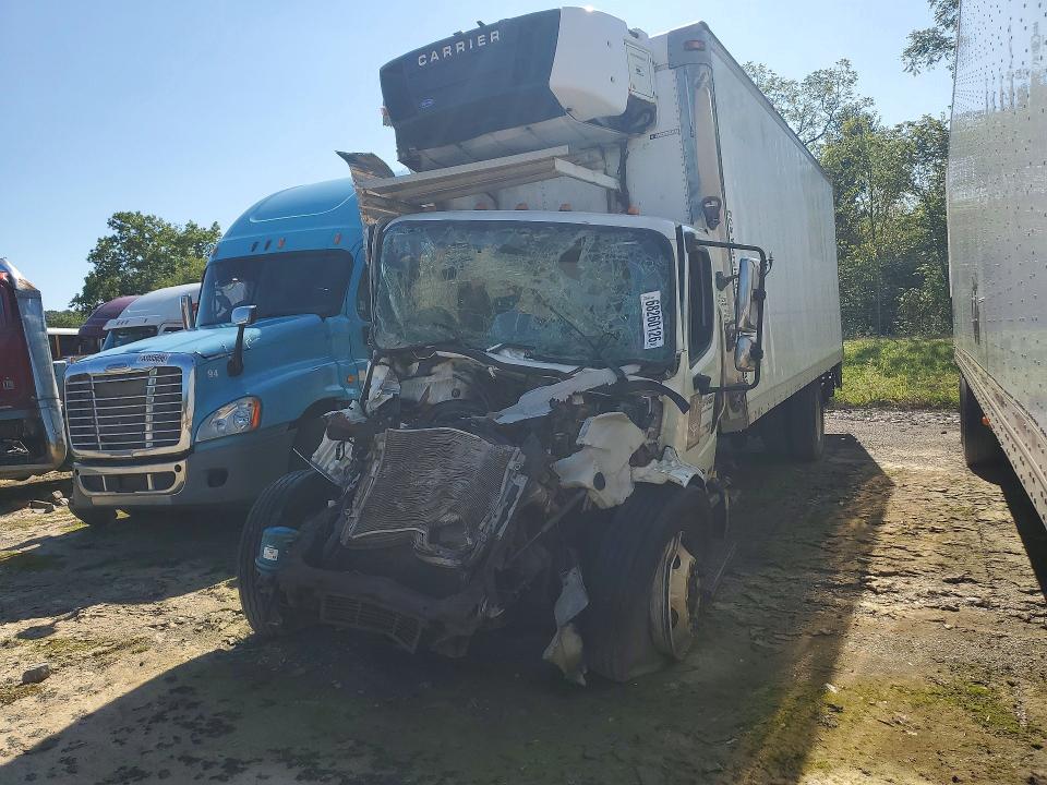 Продажа на аукционе авто 2011 Freightliner M2, vin: 1FVACWDT7BDBD8040, номер лота: 68260126