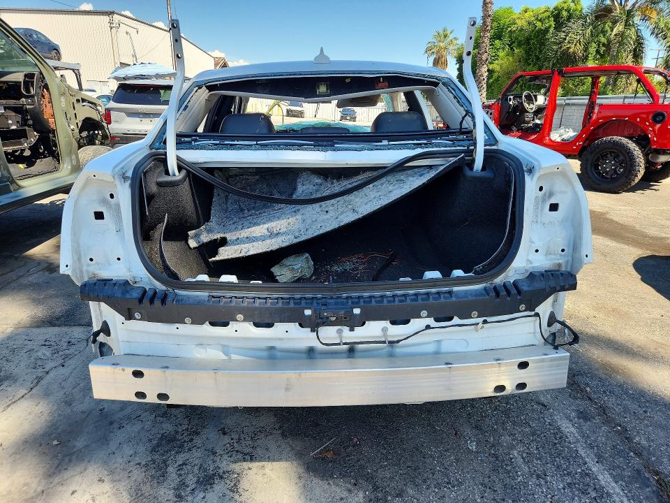 Продажа на аукционе авто 2016 Chrysler 300c, vin: 2C3CCAEG8GH342774, номер лота: 68190356