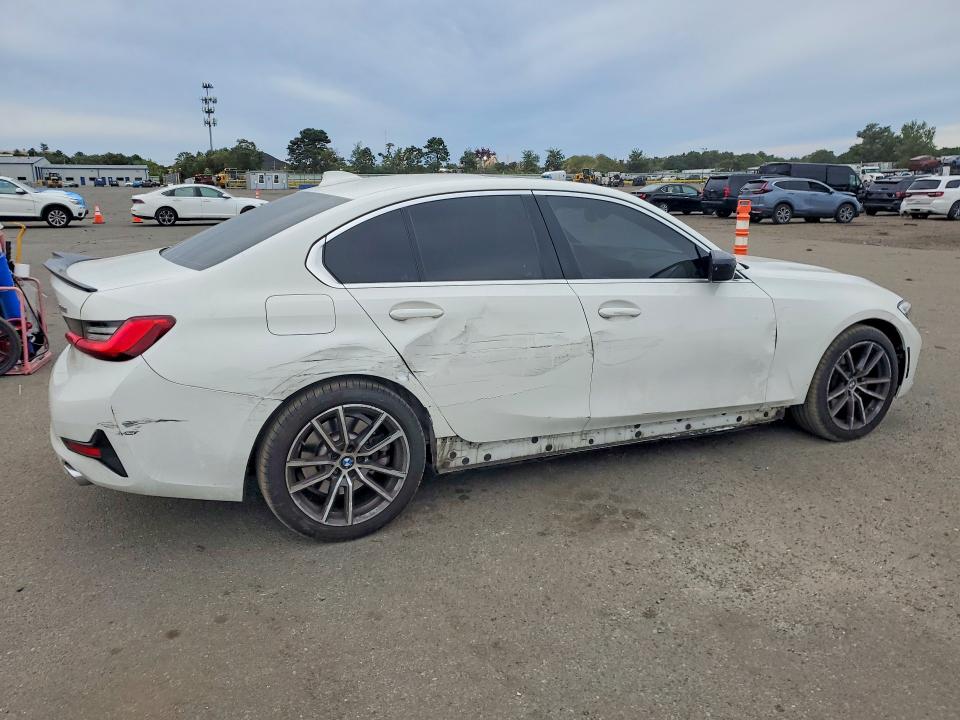 2021 Bmw 330xi მანქანა იყიდება აუქციონზე, vin: 3MW5R7J09M8B73043, აუქციონის ნომერი: 70237026