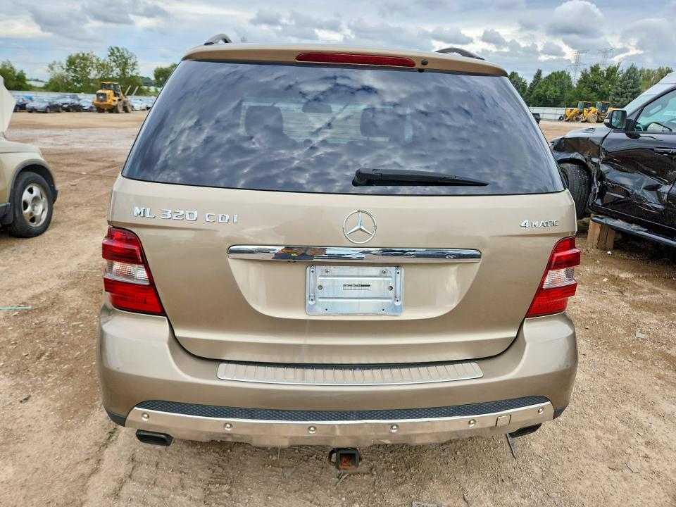 69324526 :رقم المزاد ، 4JGBB22E28A429164 vin ، 2008 Mercedes-benz Ml مزاد بيع