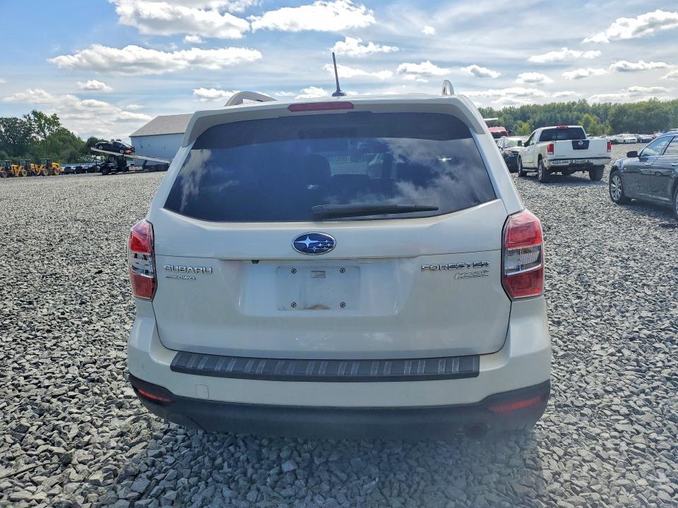 68923986 :رقم المزاد ، JF2SJARC5FH518609 vin ، 2015 Subaru Forester مزاد بيع