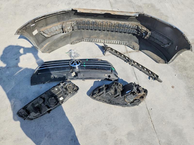 2014 Volkswagen Passat მანქანა იყიდება აუქციონზე, vin: 1VWBS7A38EC091204, აუქციონის ნომერი: 68592636