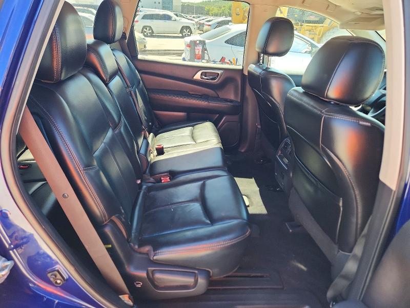 70078466 :رقم المزاد ، 5N1DR2MNXHC626590 vin ، 2017 Nissan Pathfinder مزاد بيع