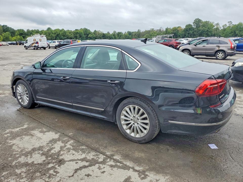 Продаж на аукціоні авто 2017 Volkswagen Passat, vin: 1VWBT7A30HC037106, номер лоту: 68238486
