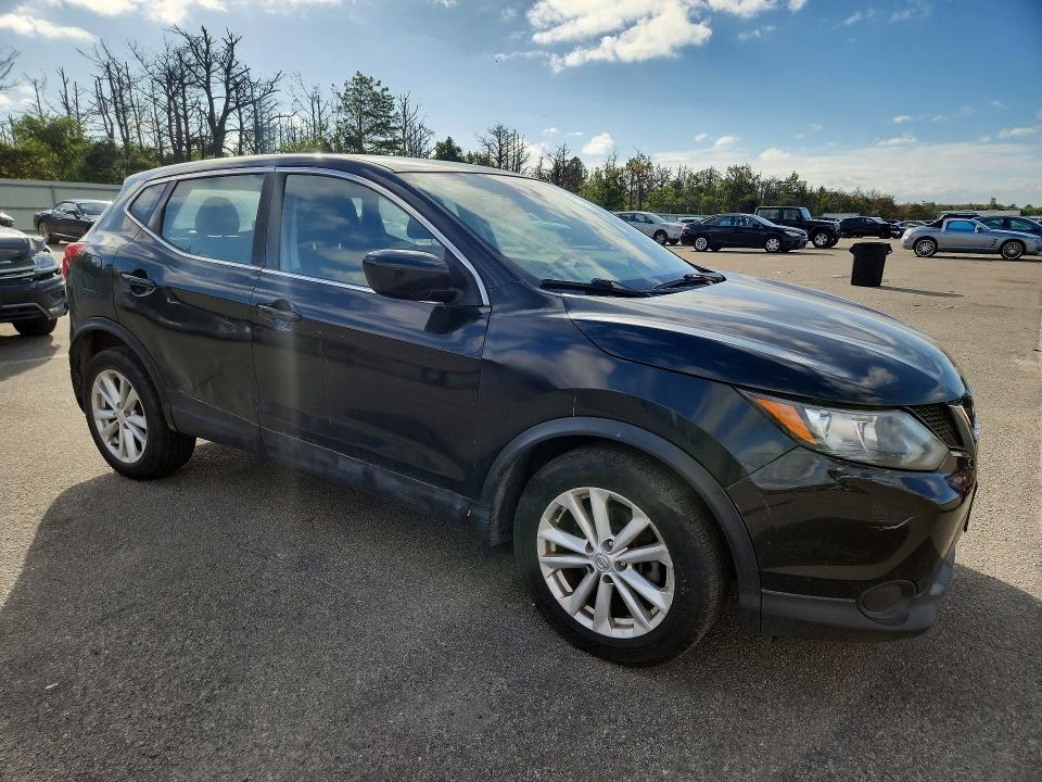 Продажа на аукционе авто 2018 Nissan Rogue Sport, vin: JN1BJ1CR2JW200711, номер лота: 70092726