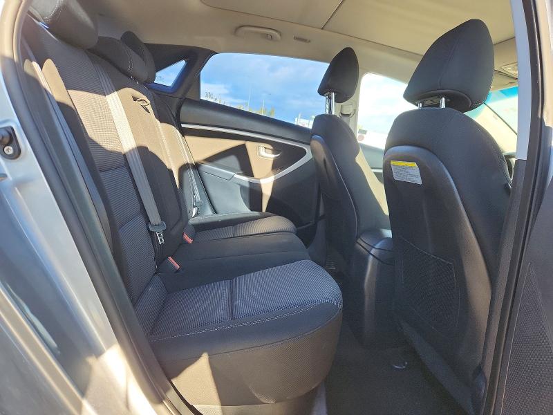 Продаж на аукціоні авто 2016 Hyundai Elantra Gt, vin: KMHD35LH0GU265961, номер лоту: 70671206