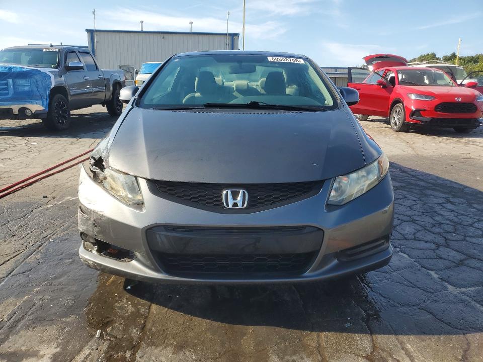 68658786 :رقم المزاد ، 2HGFG3B85CH513918 vin ، 2012 Honda Civic مزاد بيع