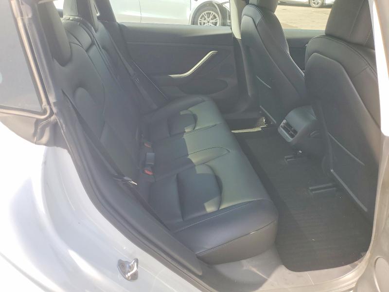 64395776 :رقم المزاد ، 5YJ3E1EA0NF125983 vin ، 2022 Tesla Model 3 مزاد بيع