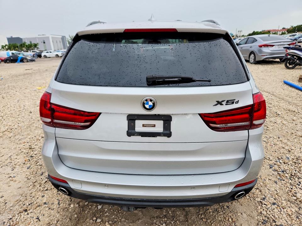 68937156 :رقم المزاد ، 5UXKS4C53F0N10173 vin ، 2015 Bmw X5 مزاد بيع