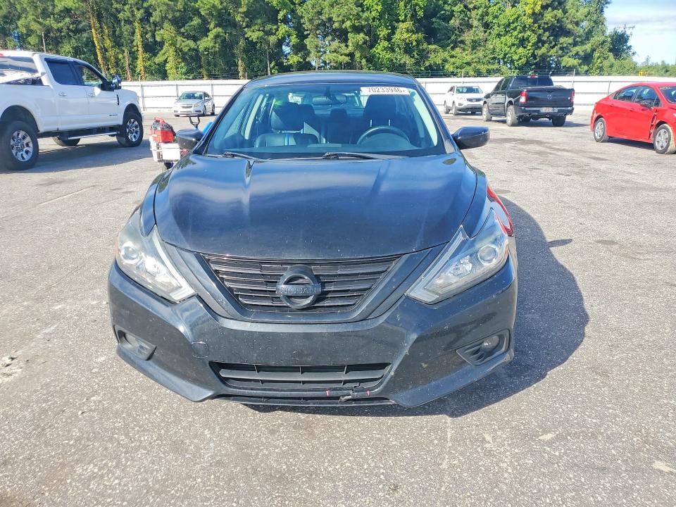 Продаж на аукціоні авто 2018 Nissan Altima, vin: 1N4AL3AP3JC298798, номер лоту: 70233946