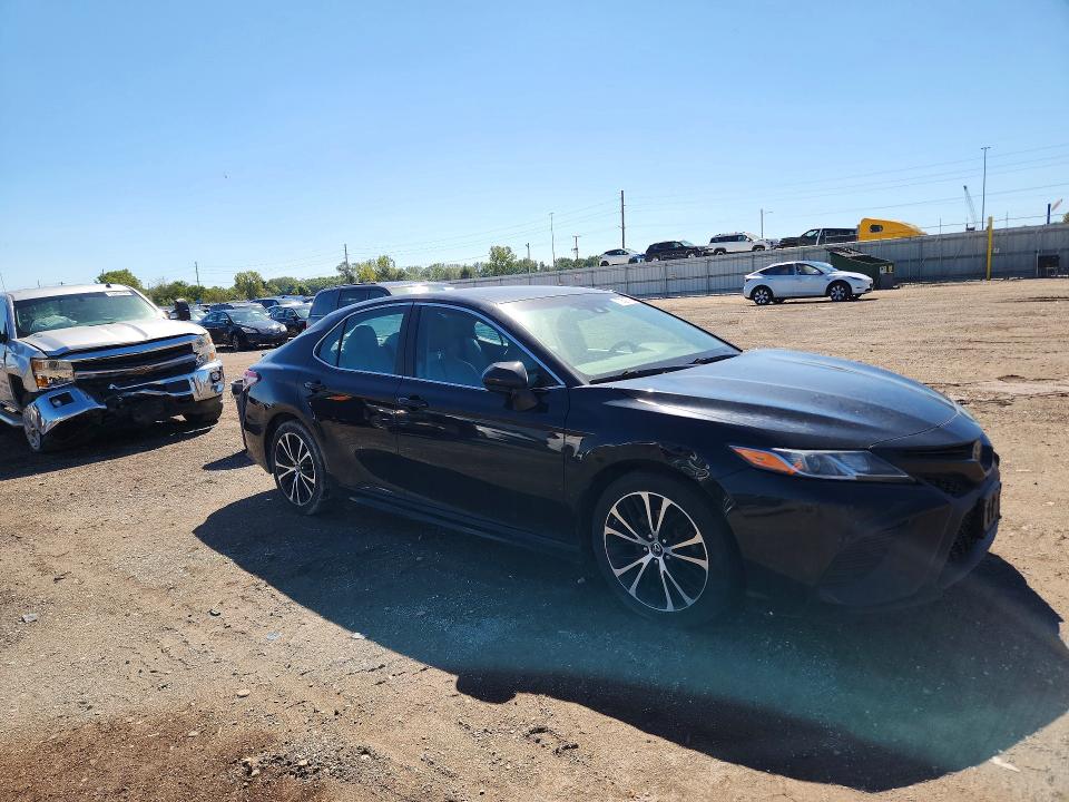 Aukcja sprzedaży 2018 Toyota Camry, vin: 4T1B11HK2JU529781, numer aukcji: 70527796