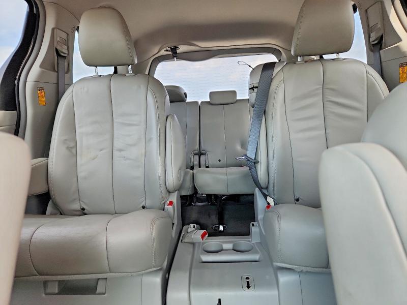 Продажа на аукционе авто 2014 Toyota Sienna, vin: 5TDYK3DC6ES430218, номер лота: 69348276