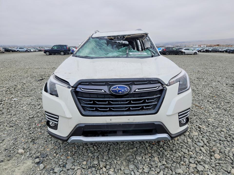 2023 Subaru Forester მანქანა იყიდება აუქციონზე, vin: JF2SKARCXPH404300, აუქციონის ნომერი: 70592466