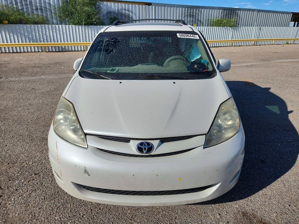 Продажа на аукционе авто 2010 Toyota Sienna, vin: 5TDYK4CC3AS335844, номер лота: 68096446