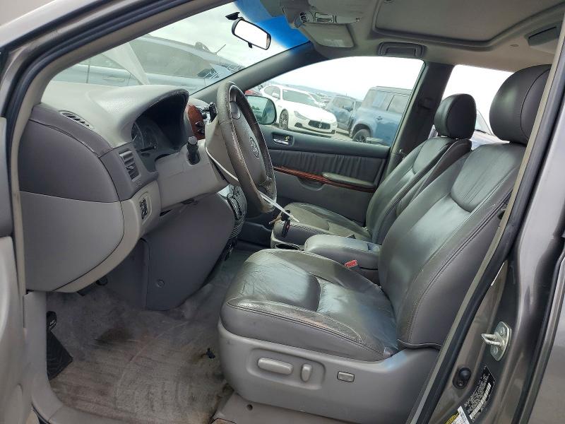 2005 Toyota Sienna მანქანა იყიდება აუქციონზე, vin: 5TDZA22C45S371433, აუქციონის ნომერი: 69431486