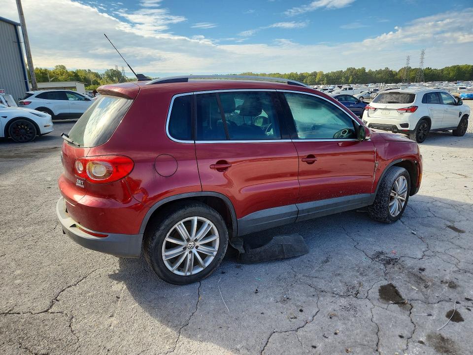 Продаж на аукціоні авто 2011 Volkswagen Uk, vin: WVGBV7AX3BW000312, номер лоту: 70731446