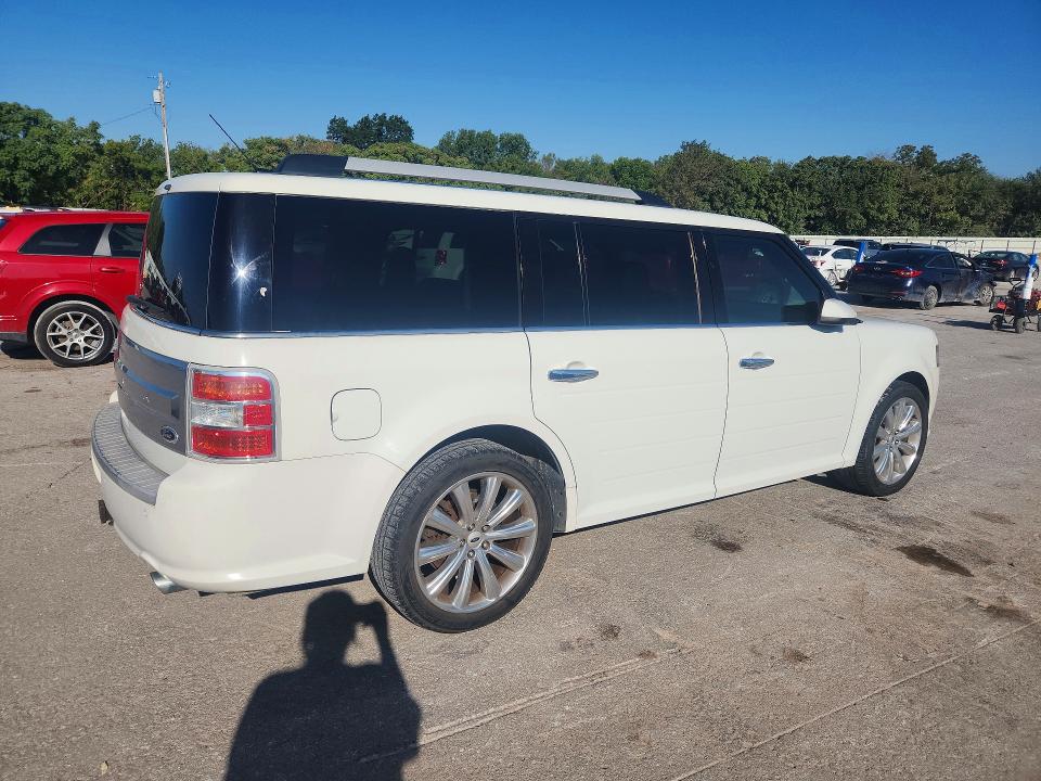 2014 Ford Flex მანქანა იყიდება აუქციონზე, vin: 2FMGK5D8XEBD12902        , აუქციონის ნომერი: 69045676